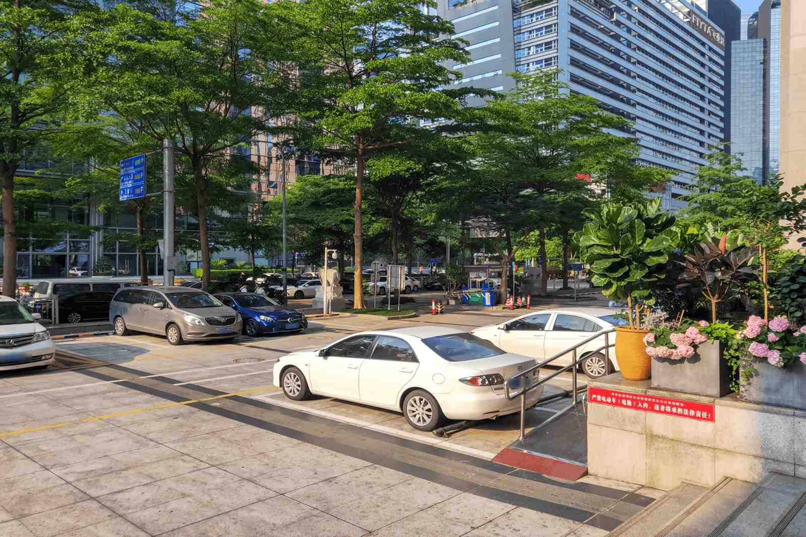 富诚科技大厦周边环境图