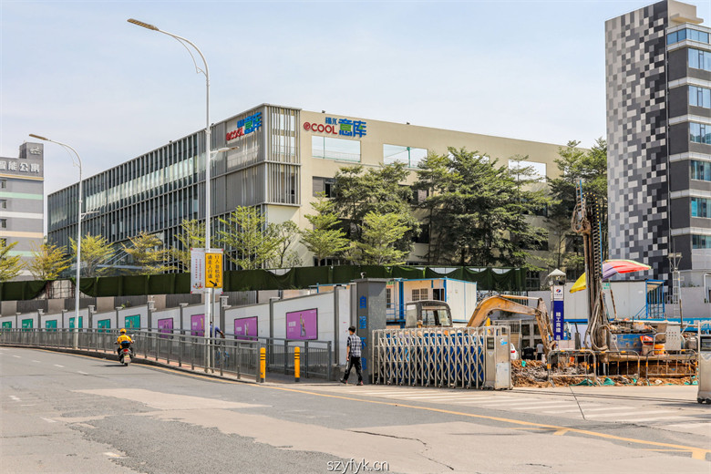 福永意库电梯图片