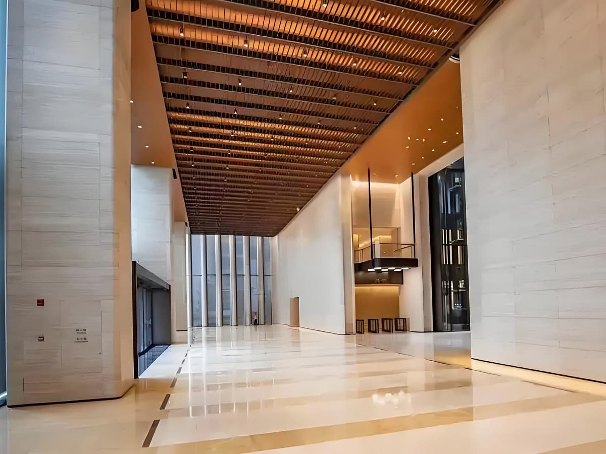 弘毅投资大厦电梯图片