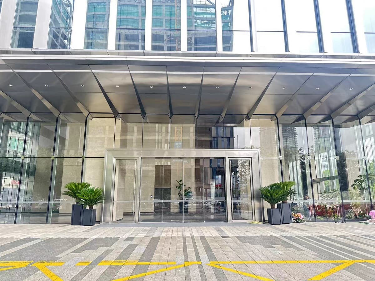 华强金融大厦电梯图片