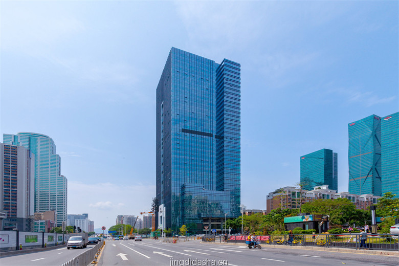 京地大厦外观图