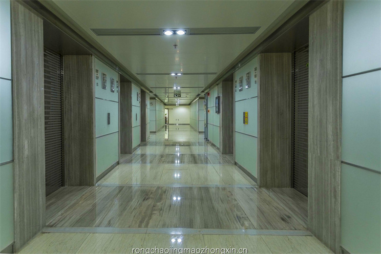 荣超经贸中心周边环境图