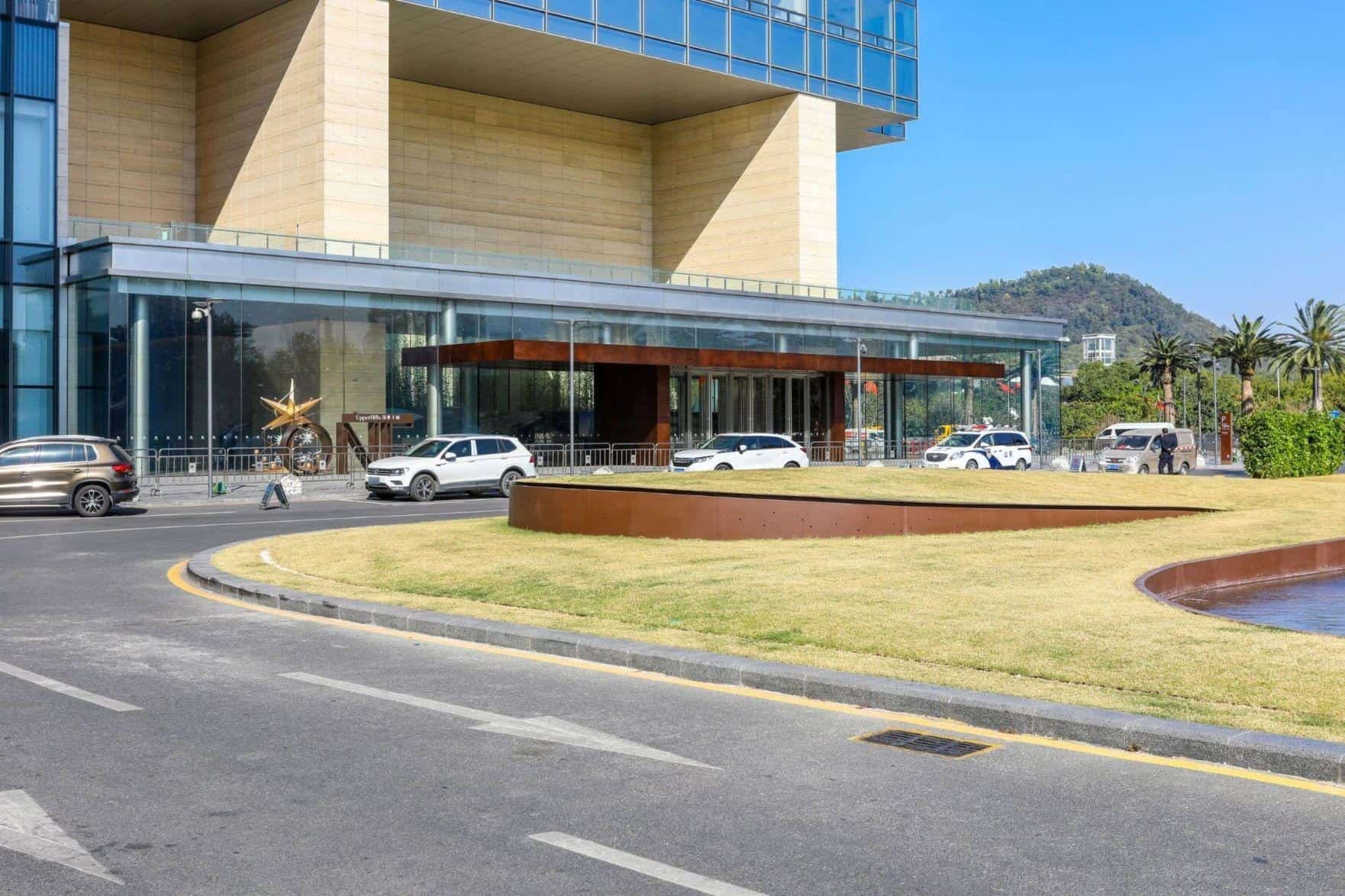 深业上城电梯图片