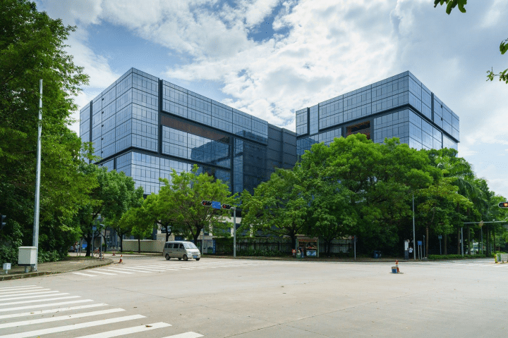 源政创业大厦外观图