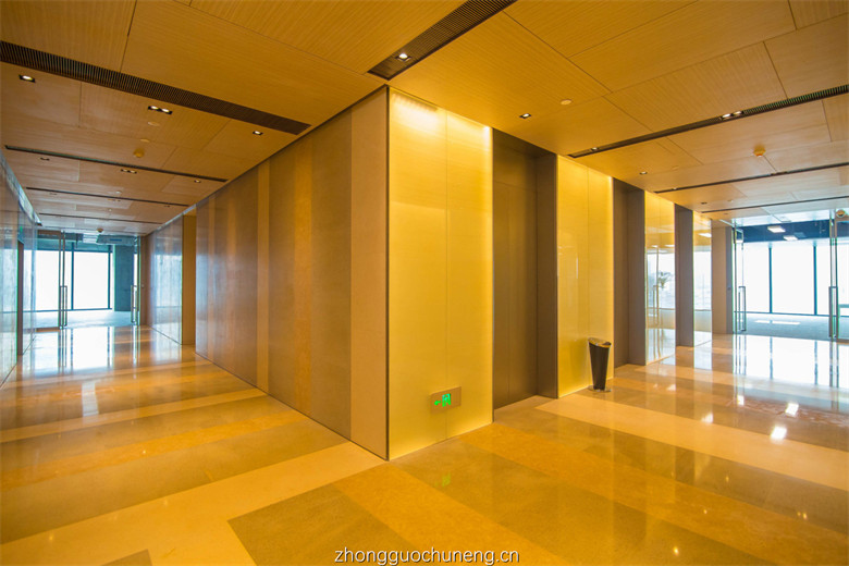 中国储能大厦电梯图片