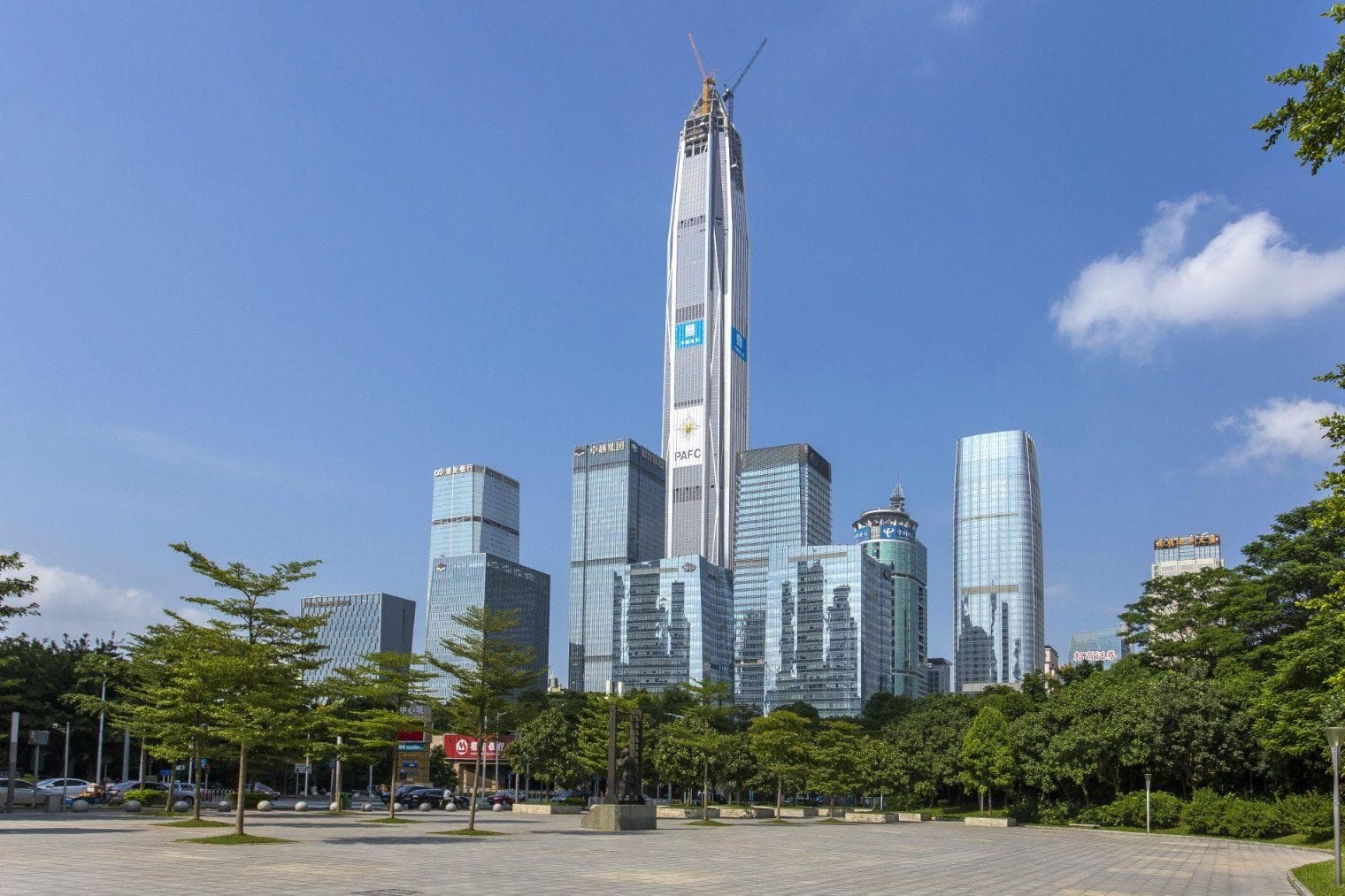 卓越时代广场外观图