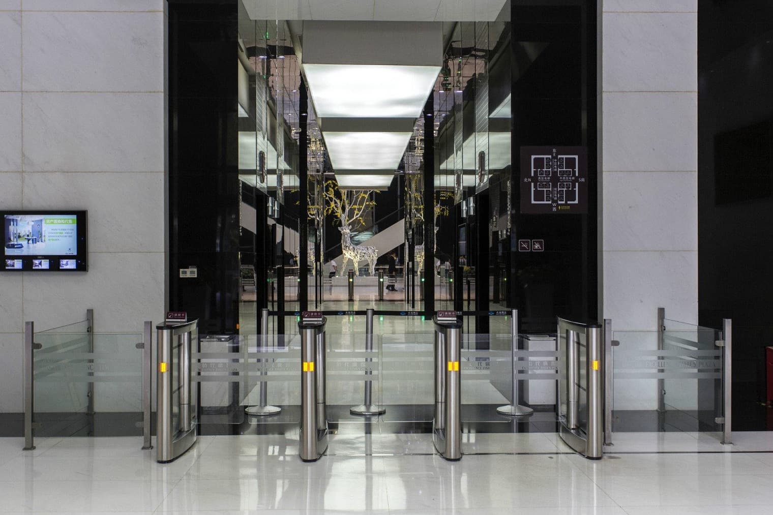 卓越时代广场周边环境图